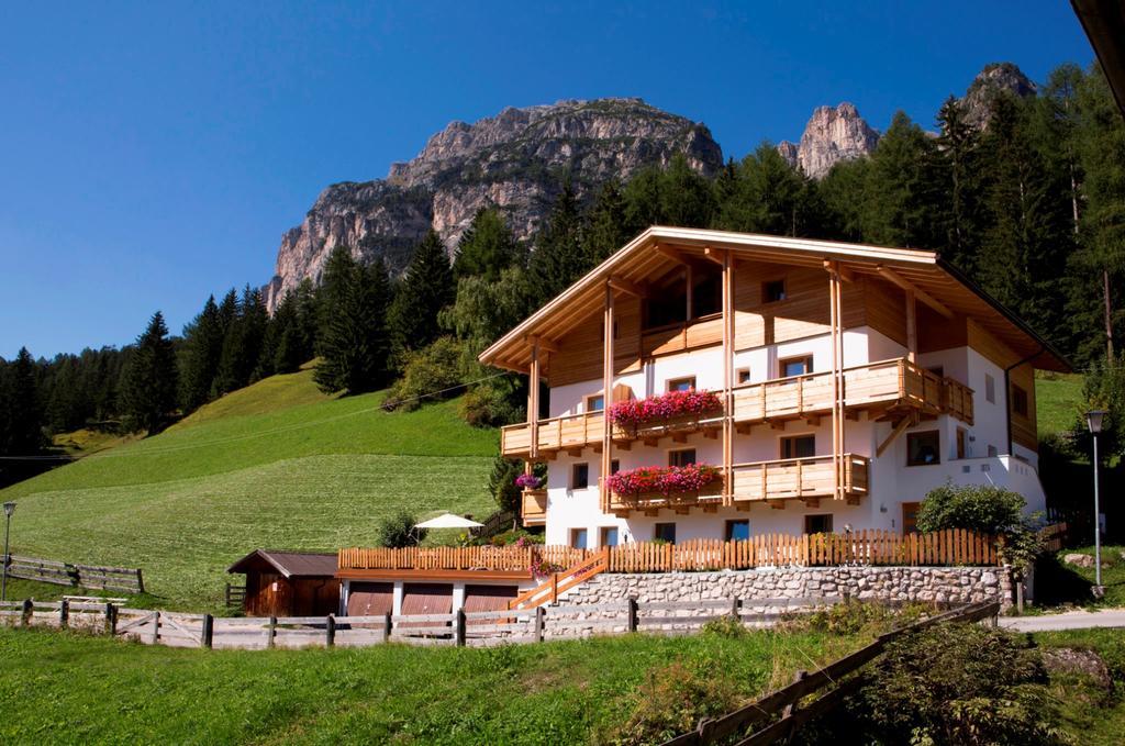 Apartamento Ciasa Col Cuch La Villa  Exterior foto